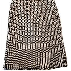 Oasis UK brand pencil skirt in poly wool in yellow in UK size 36. Usa 4. Fits 2